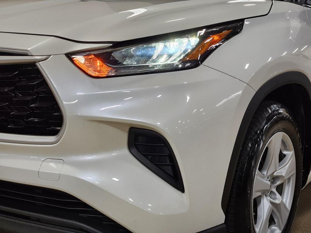 used 2020 Toyota Highlander car, priced at $28,612
