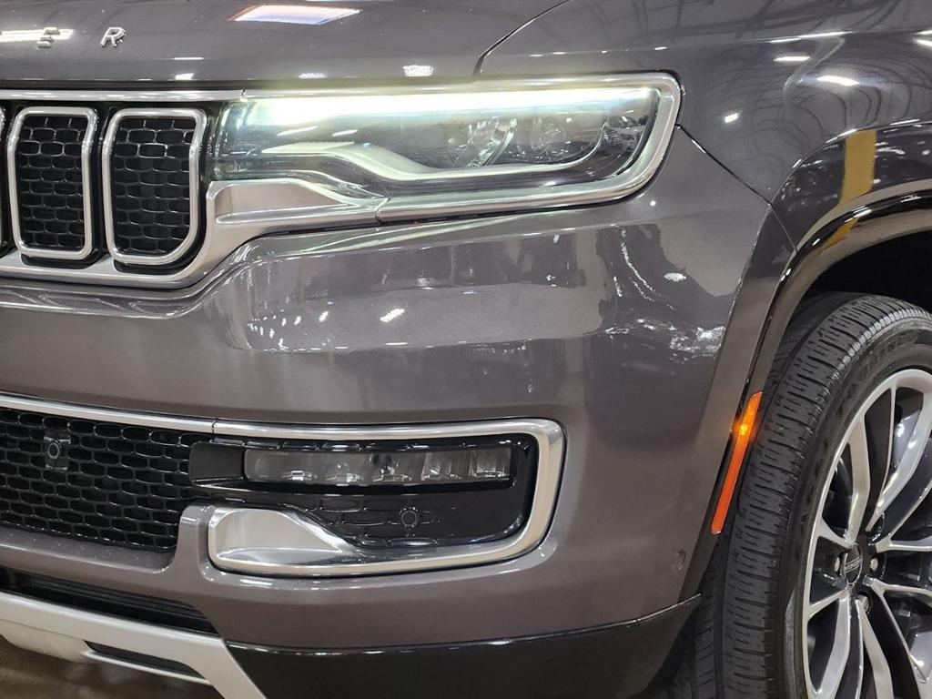 used 2022 Jeep Wagoneer car, priced at $37,452