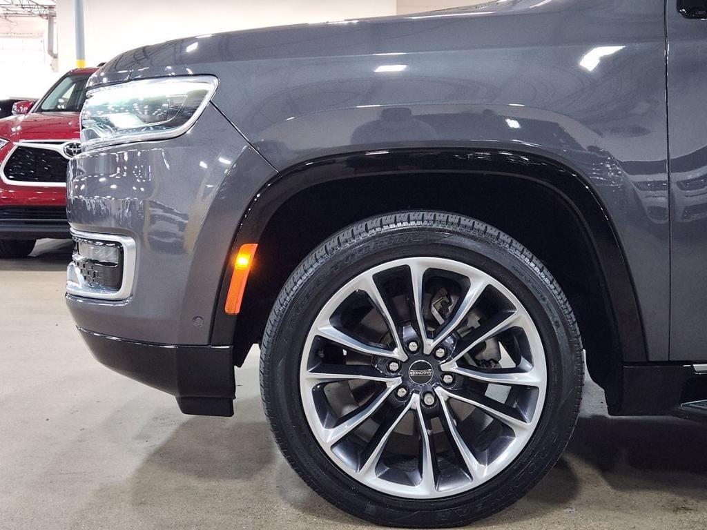 used 2022 Jeep Wagoneer car, priced at $37,452