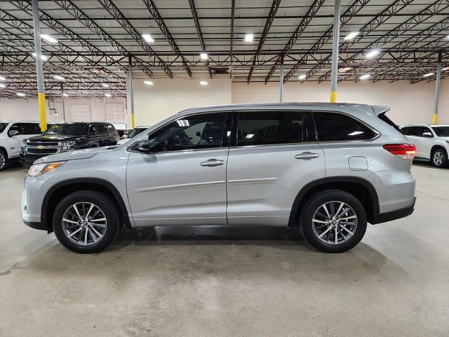 used 2018 Toyota Highlander car, priced at $22,459