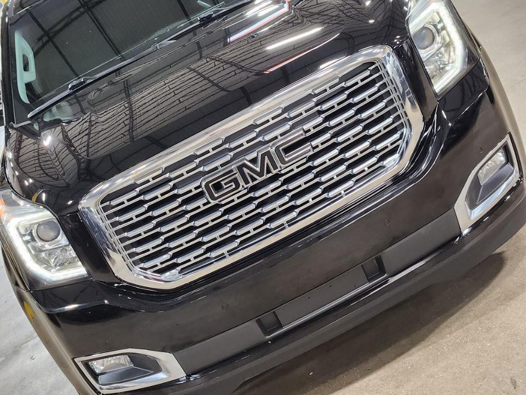 used 2018 GMC Yukon car, priced at $31,677