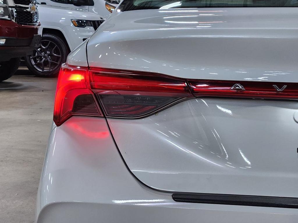 used 2021 Toyota Avalon Hybrid car, priced at $27,779