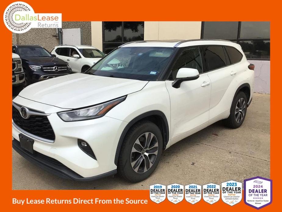 used 2020 Toyota Highlander car, priced at $26,000