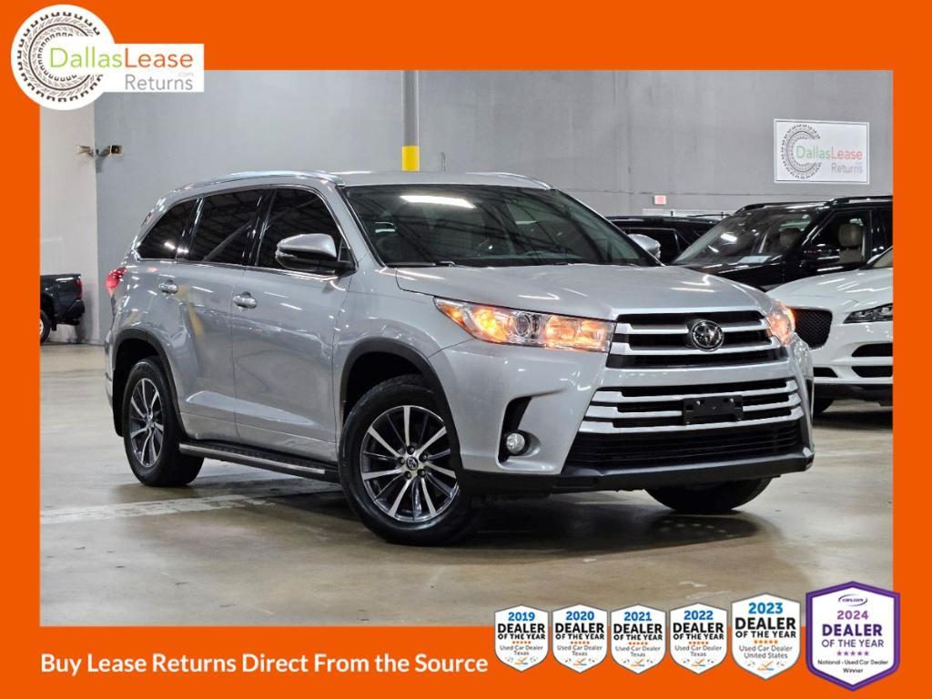 used 2017 Toyota Highlander car, priced at $24,998