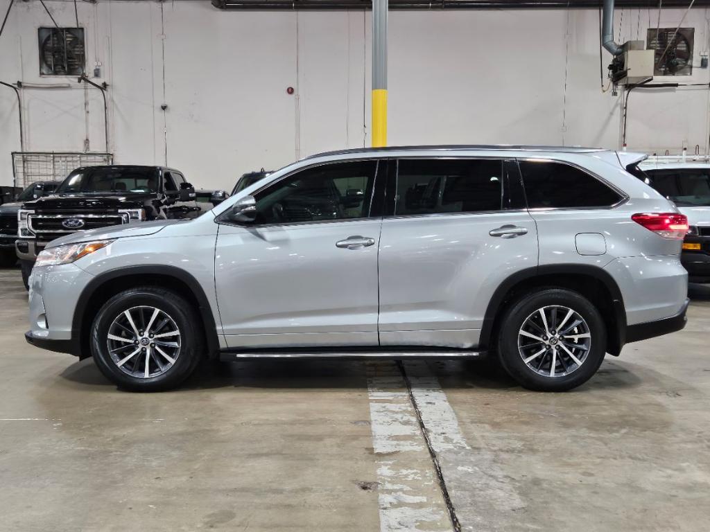 used 2017 Toyota Highlander car, priced at $24,998