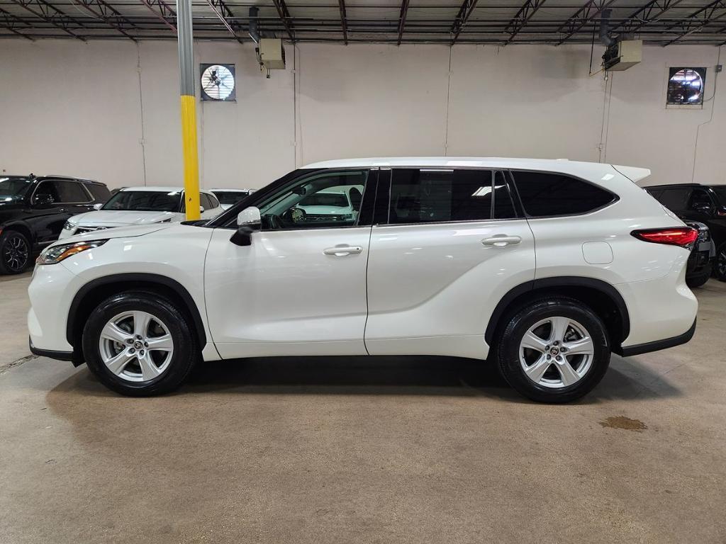 used 2020 Toyota Highlander car, priced at $27,871