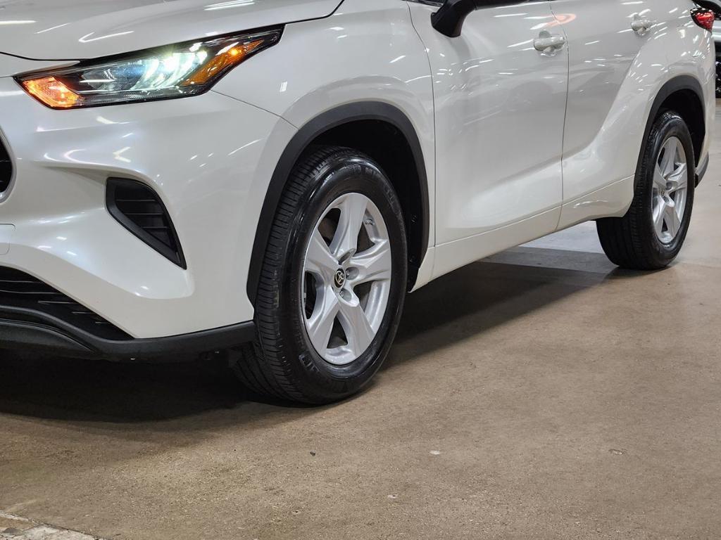 used 2020 Toyota Highlander car, priced at $27,871