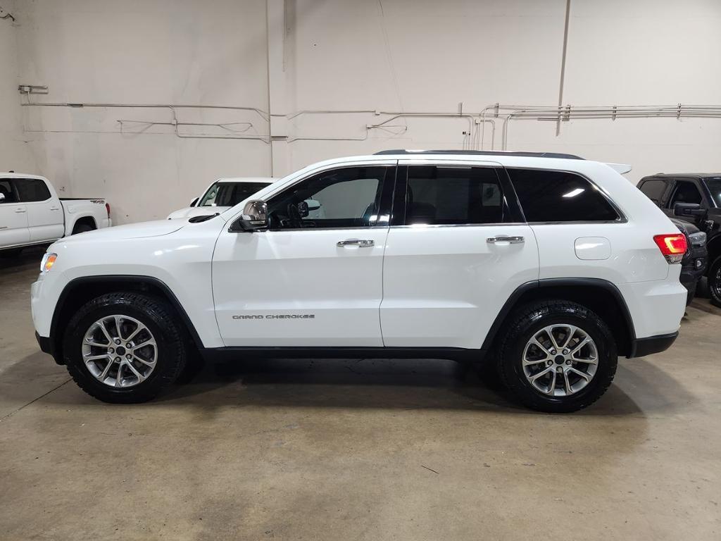used 2016 Jeep Grand Cherokee car, priced at $13,385