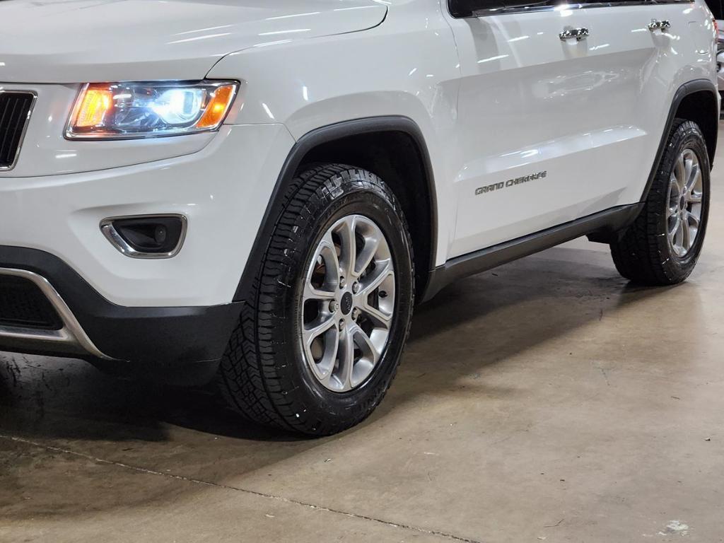 used 2016 Jeep Grand Cherokee car, priced at $13,385