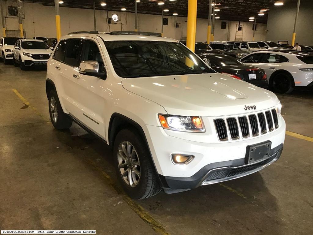 used 2016 Jeep Grand Cherokee car, priced at $13,385