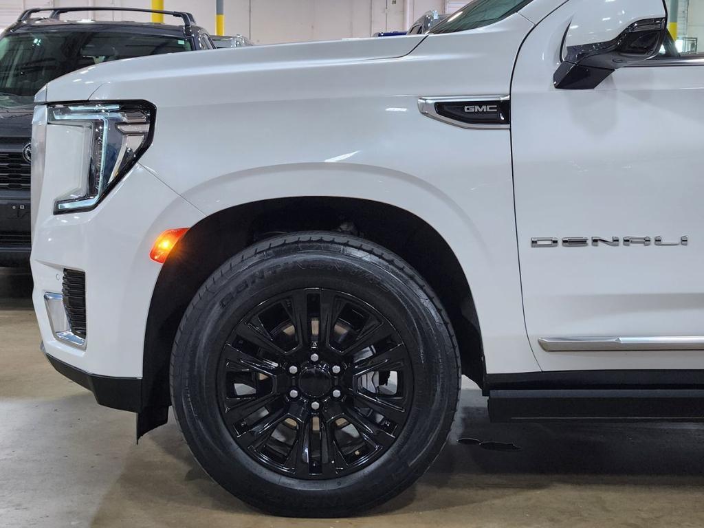 used 2022 GMC Yukon car, priced at $60,302
