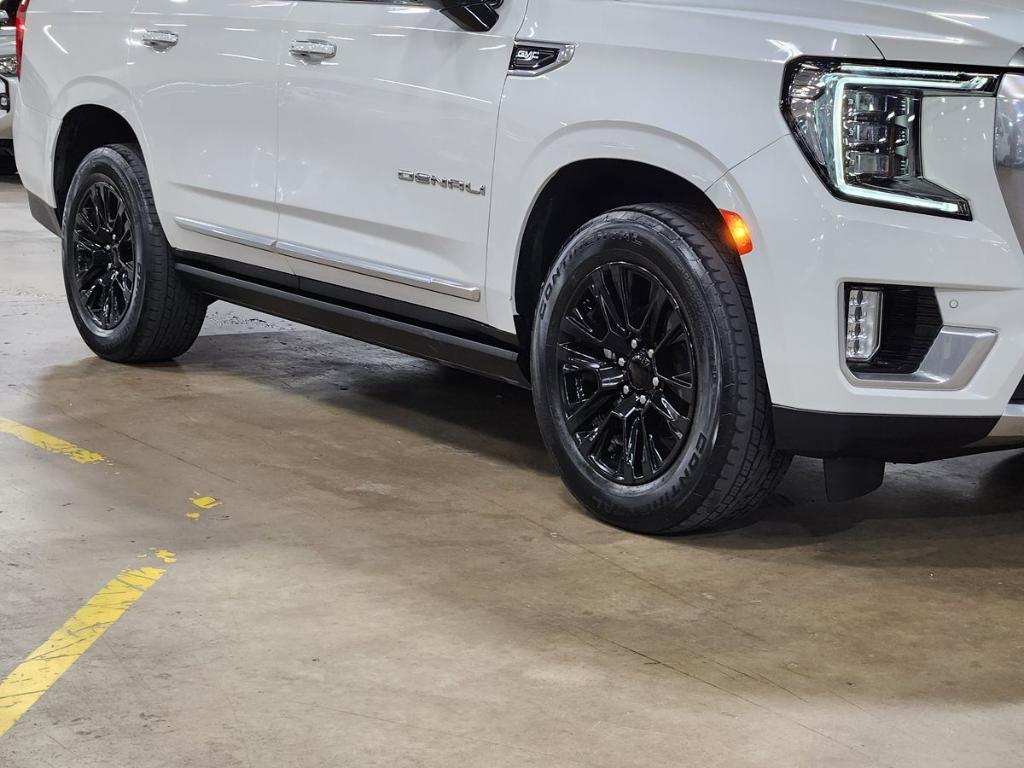 used 2022 GMC Yukon car, priced at $60,302