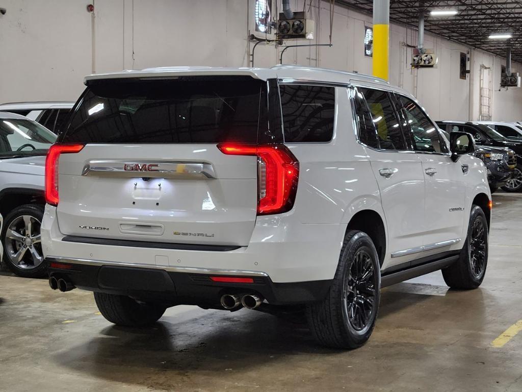 used 2022 GMC Yukon car, priced at $60,302