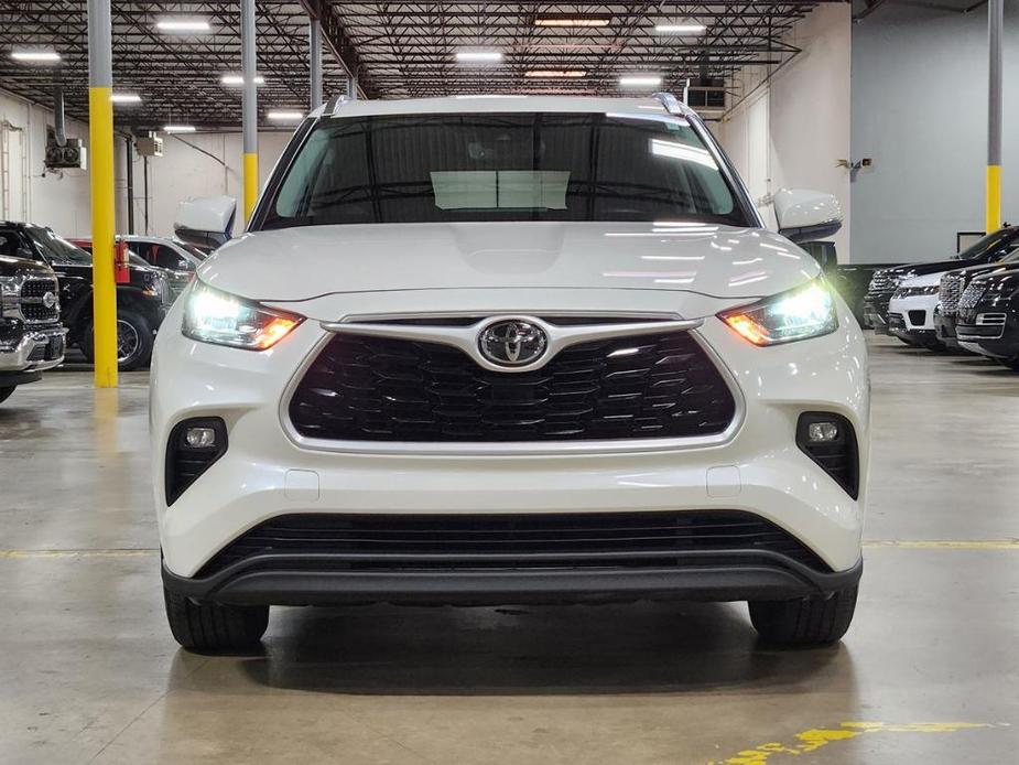 used 2020 Toyota Highlander car, priced at $33,817