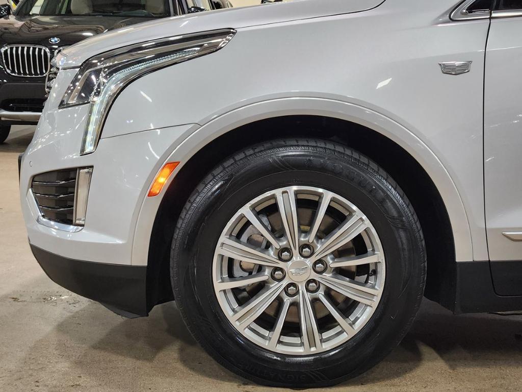 used 2017 Cadillac XT5 car, priced at $21,832