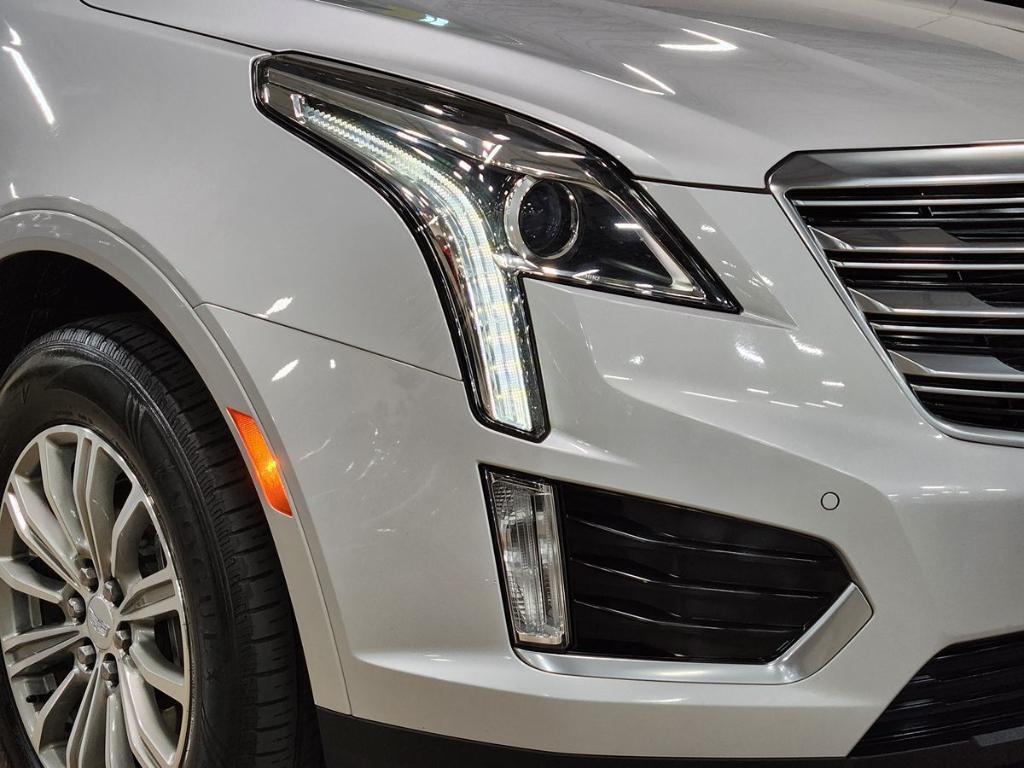 used 2017 Cadillac XT5 car, priced at $21,832