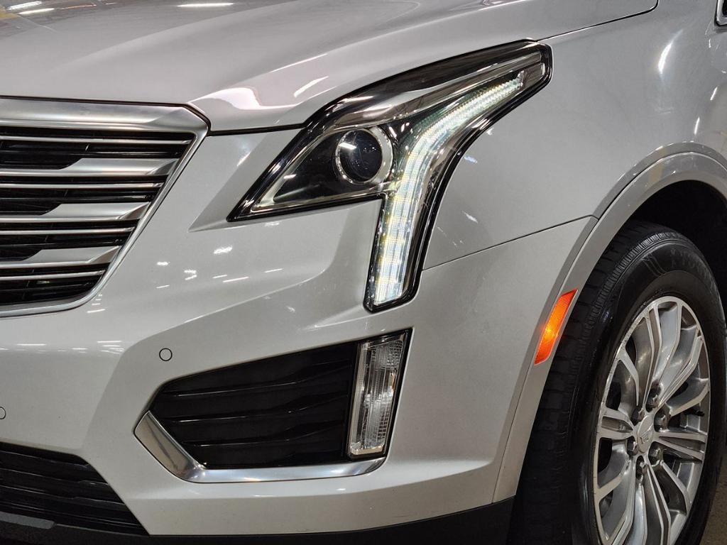 used 2017 Cadillac XT5 car, priced at $21,832