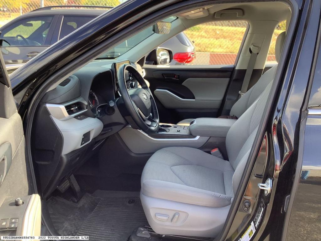 used 2022 Toyota Highlander car, priced at $31,855