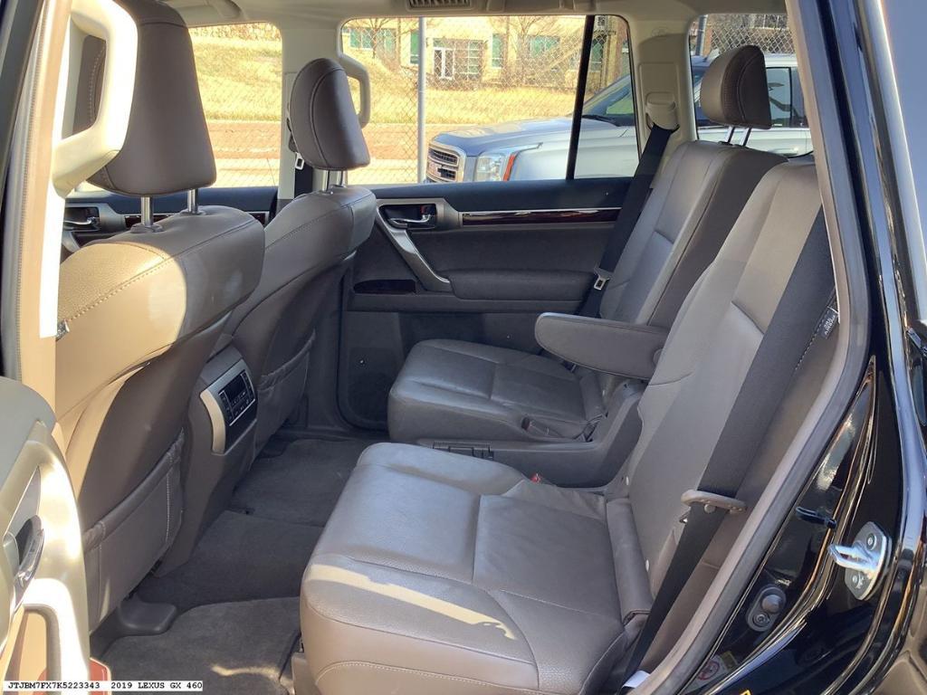 used 2019 Lexus GX 460 car, priced at $43,100