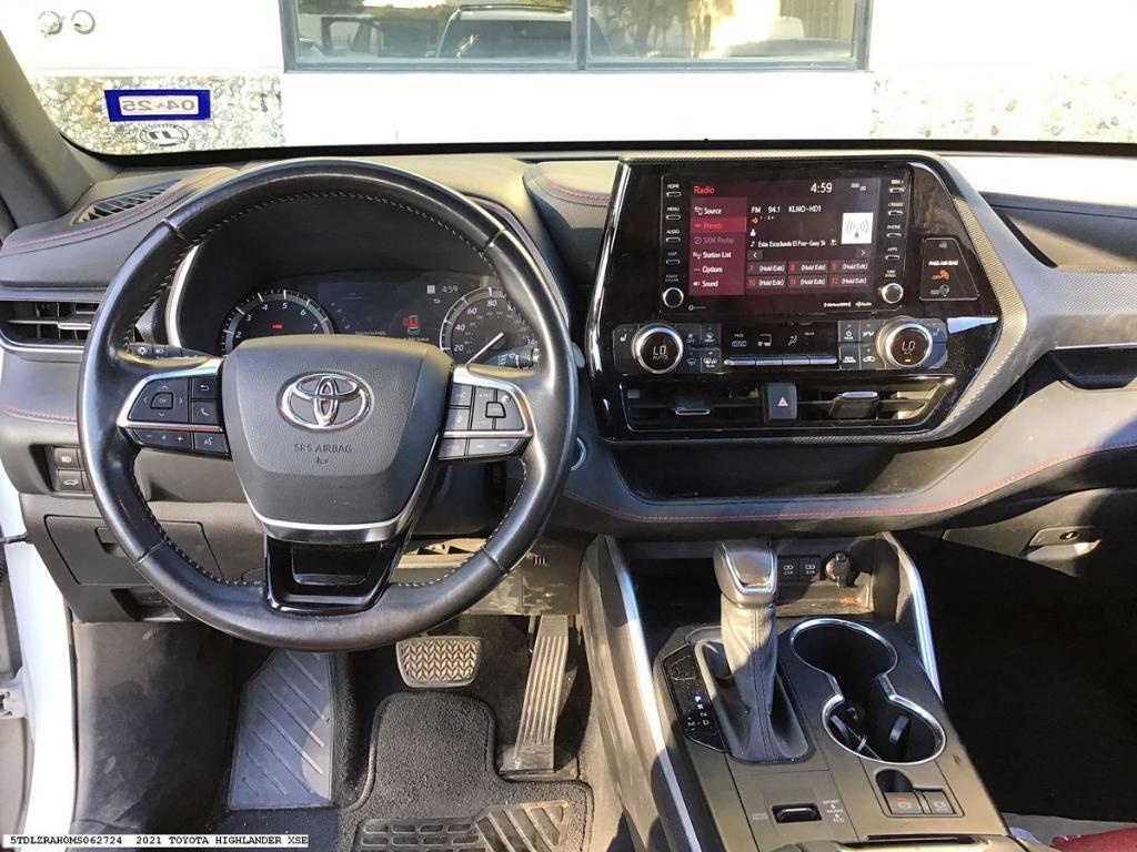 used 2021 Toyota Highlander car, priced at $34,277