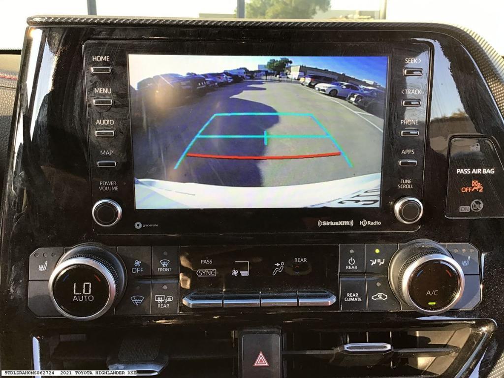 used 2021 Toyota Highlander car, priced at $34,277