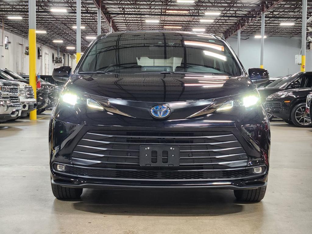 used 2024 Toyota Sienna car, priced at $50,779