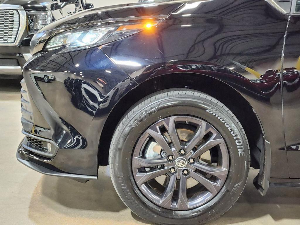 used 2024 Toyota Sienna car, priced at $50,779