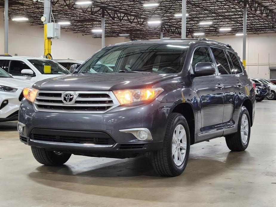 used 2012 Toyota Highlander car, priced at $12,000