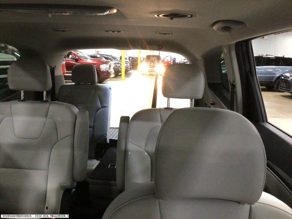 used 2024 Kia Telluride car, priced at $36,035