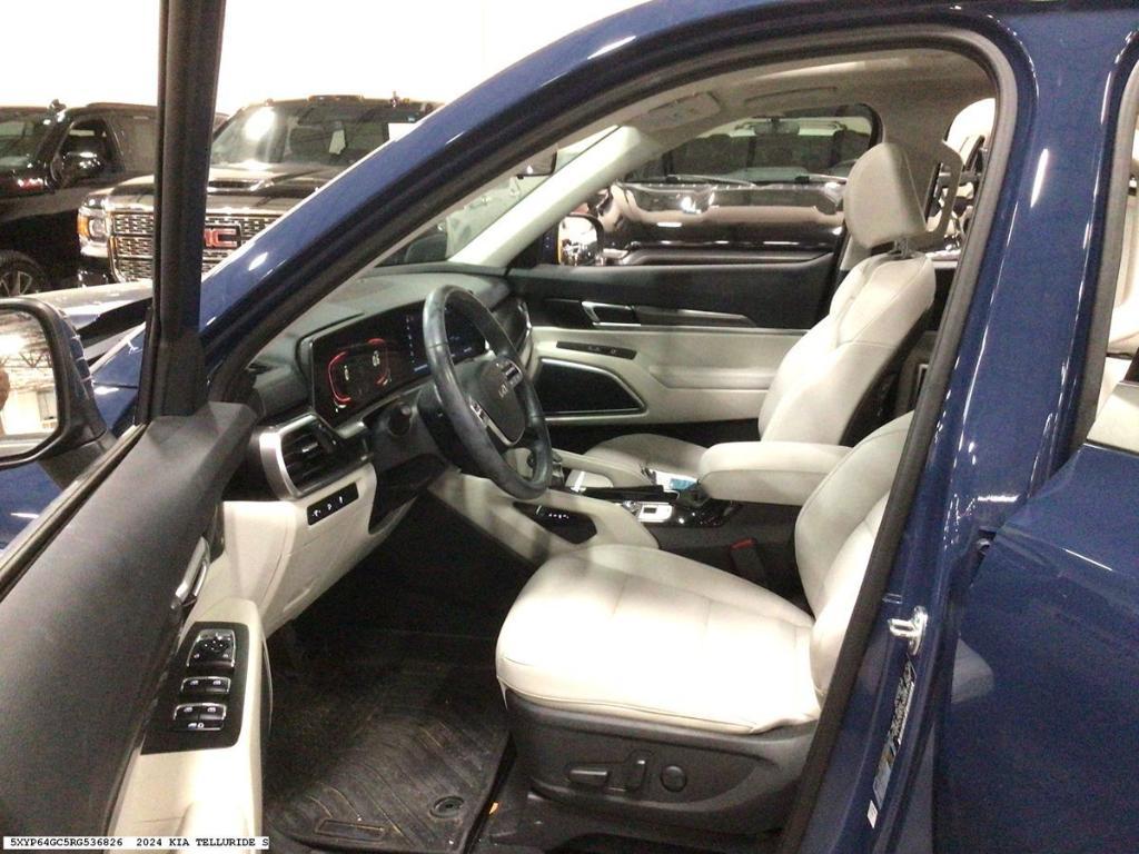 used 2024 Kia Telluride car, priced at $36,035