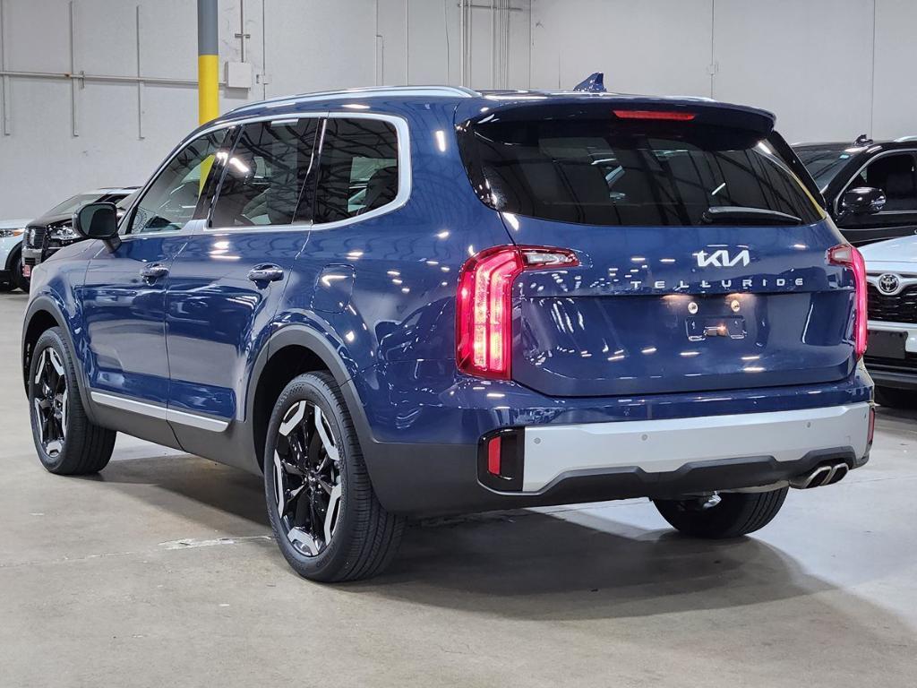 used 2024 Kia Telluride car, priced at $36,035