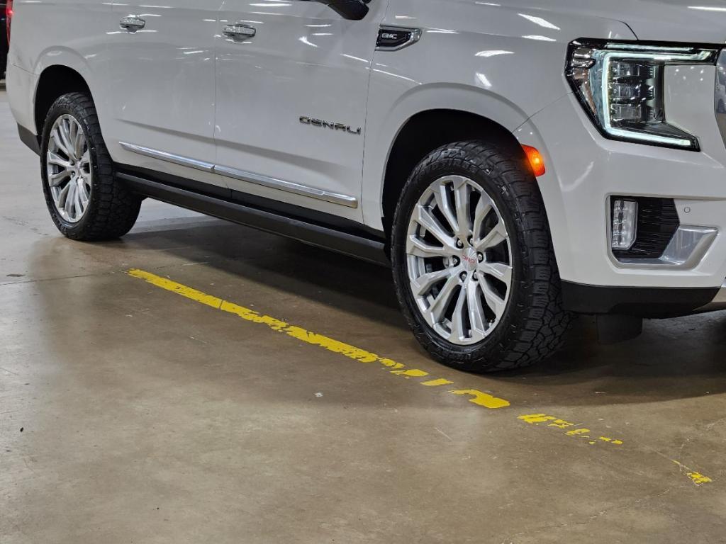 used 2022 GMC Yukon XL car, priced at $54,685