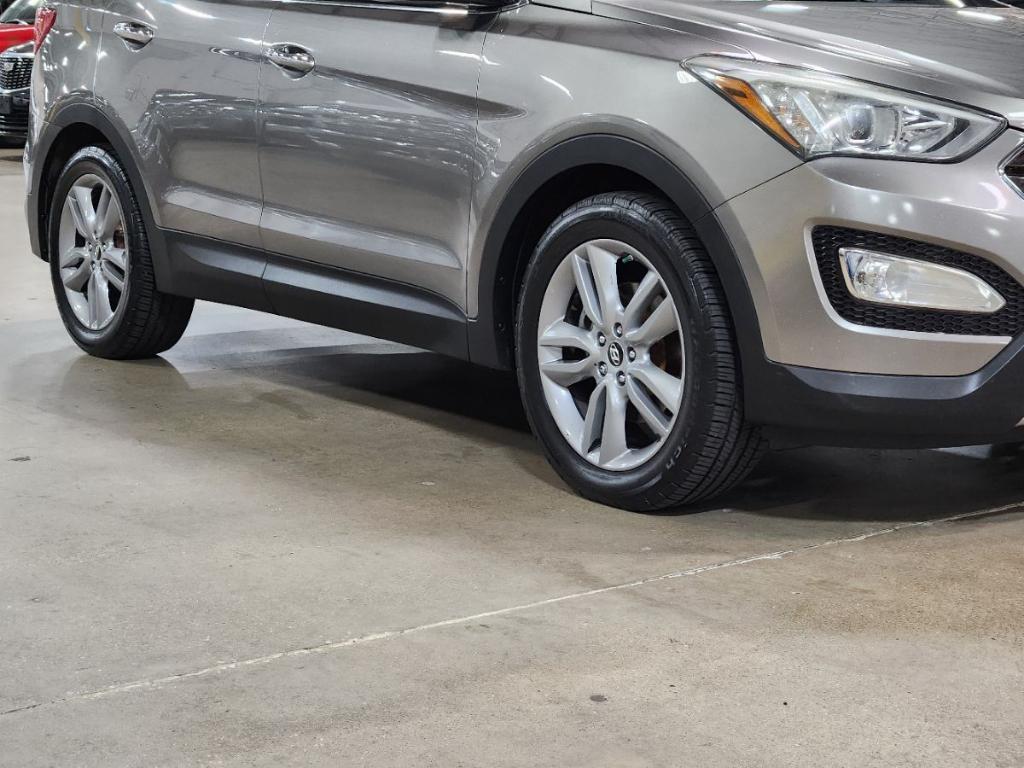 used 2013 Hyundai Santa Fe car, priced at $8,717