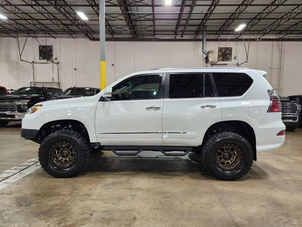 used 2019 Lexus GX 460 car, priced at $37,918