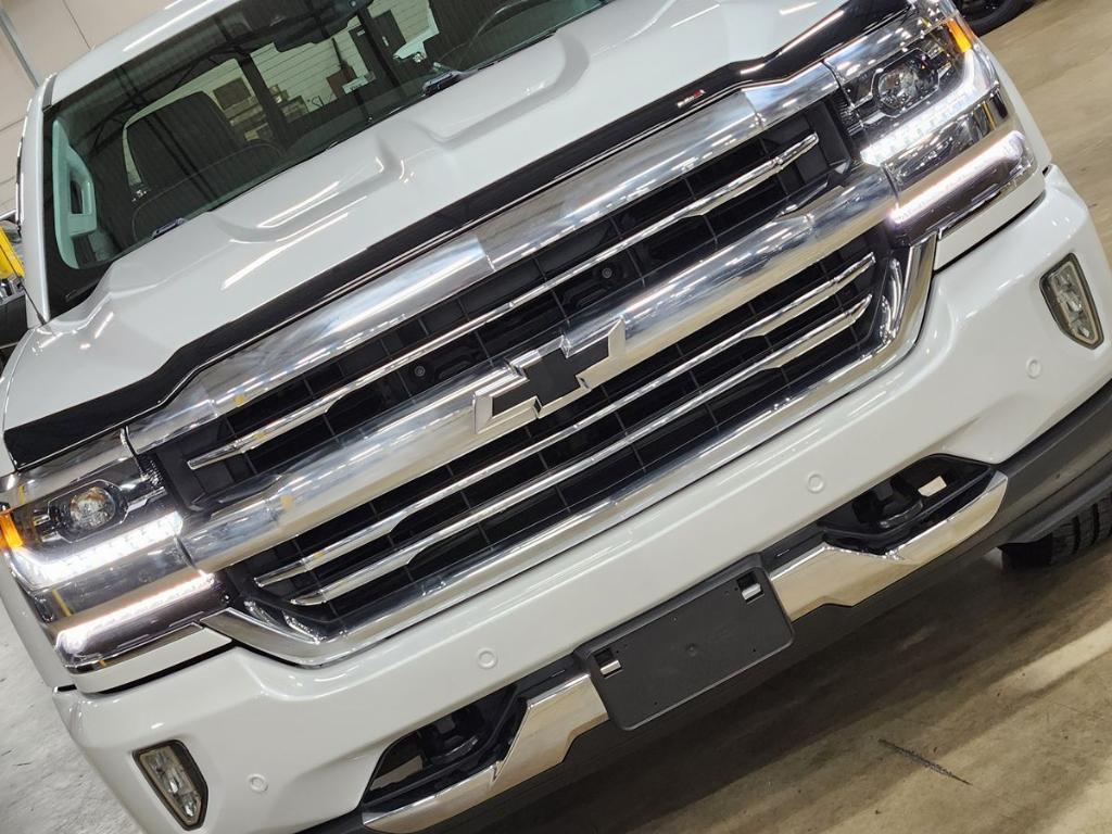 used 2018 Chevrolet Silverado 1500 car, priced at $32,839