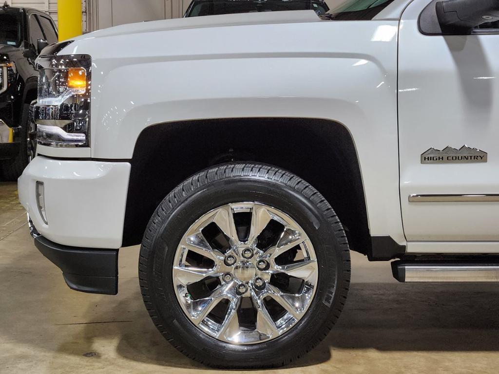 used 2018 Chevrolet Silverado 1500 car, priced at $32,839