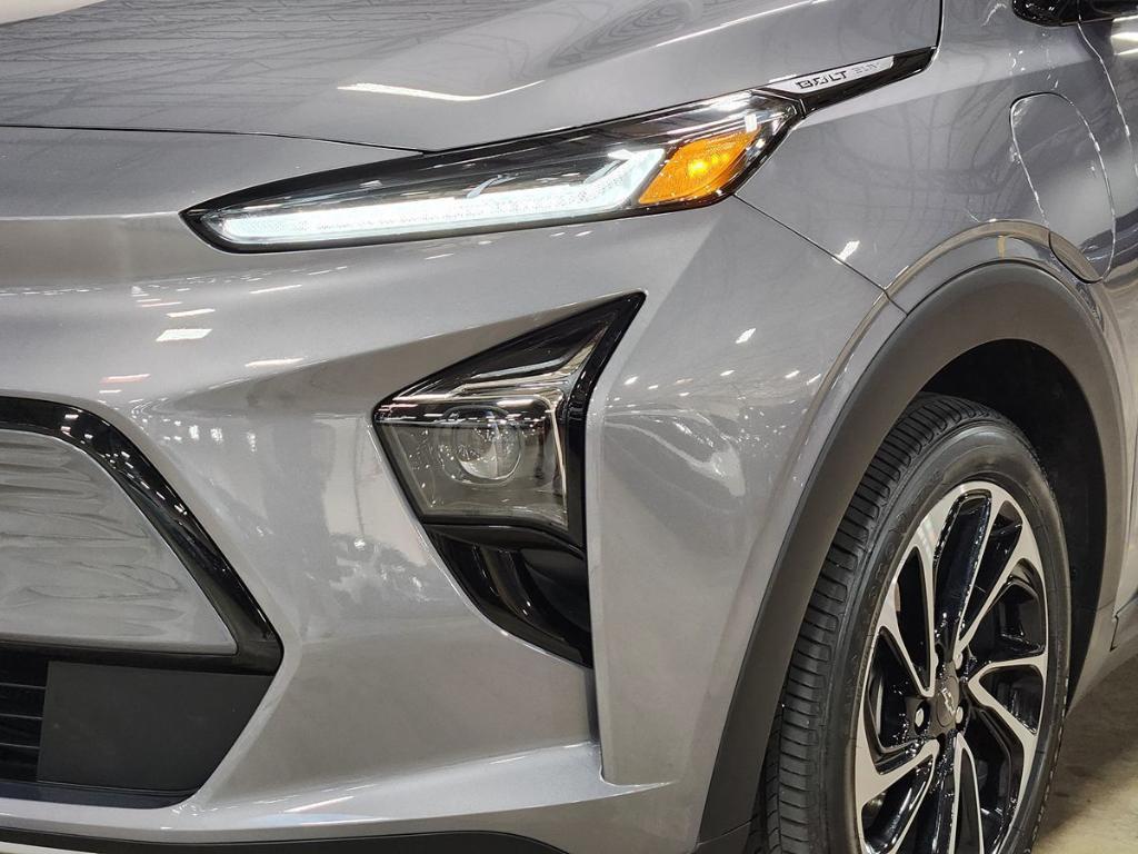 used 2023 Chevrolet Bolt EUV car, priced at $25,635