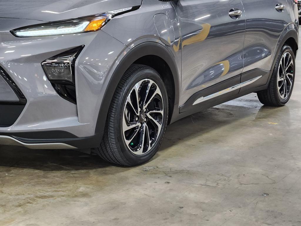 used 2023 Chevrolet Bolt EUV car, priced at $25,635