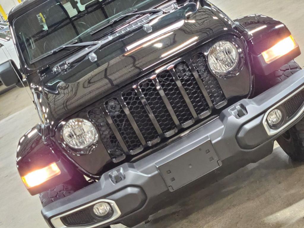 used 2021 Jeep Gladiator car, priced at $34,977