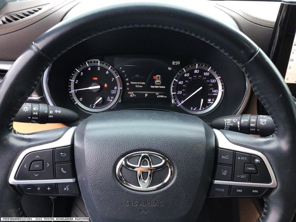 used 2022 Toyota Highlander car, priced at $39,662
