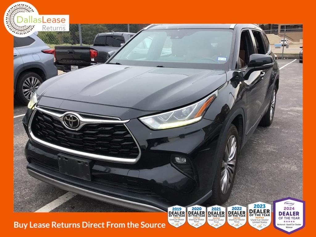 used 2022 Toyota Highlander car, priced at $39,662