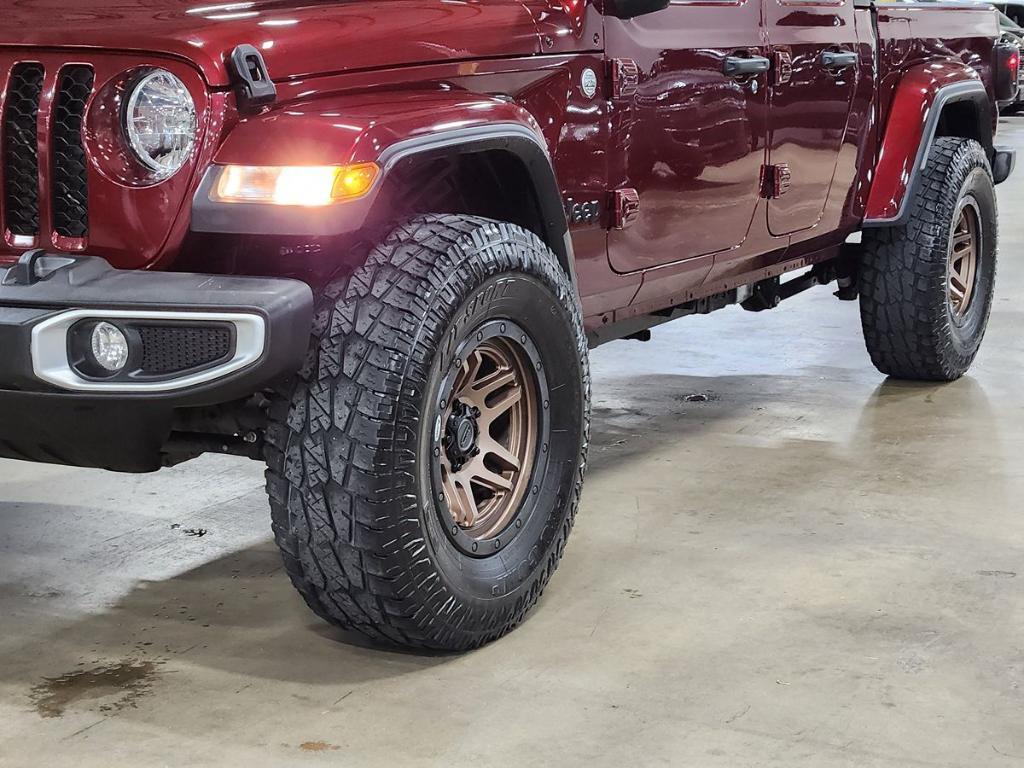 used 2021 Jeep Gladiator car, priced at $35,182