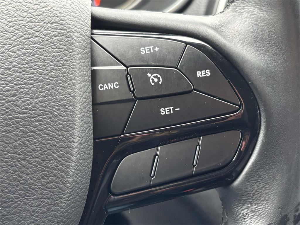 used 2019 Jeep Cherokee car, priced at $15,500