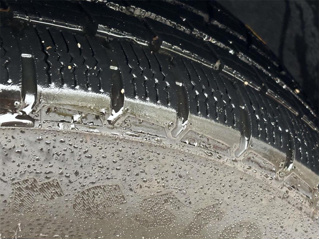 used 2019 Jeep Cherokee car, priced at $15,500