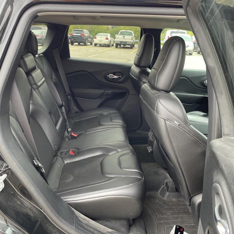 used 2019 Jeep Cherokee car, priced at $15,500