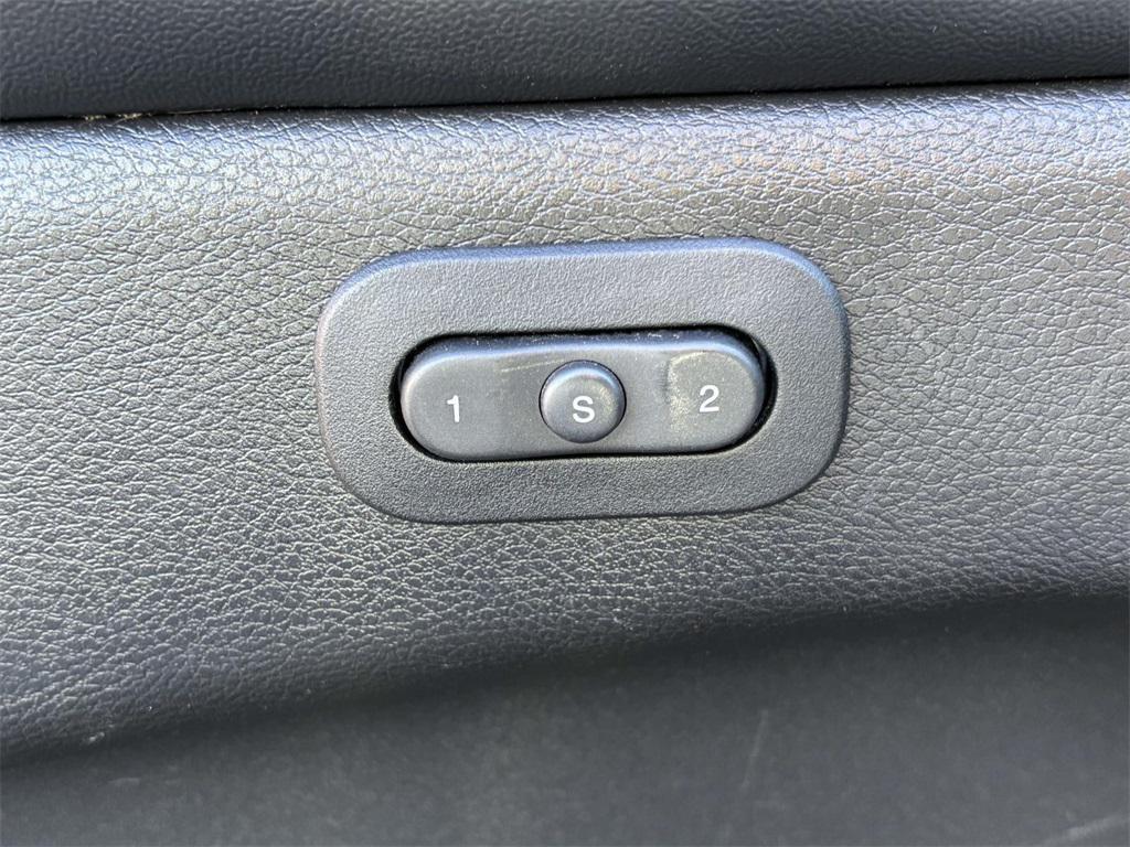 used 2018 Jeep Grand Cherokee car, priced at $17,450