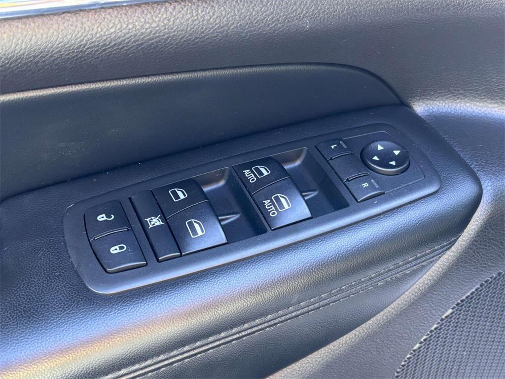 used 2018 Jeep Grand Cherokee car, priced at $17,450