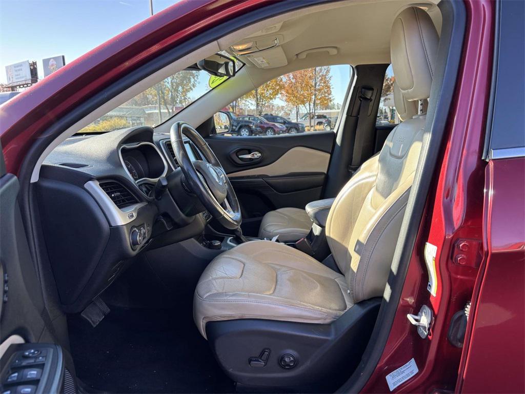 used 2015 Jeep Cherokee car, priced at $12,479