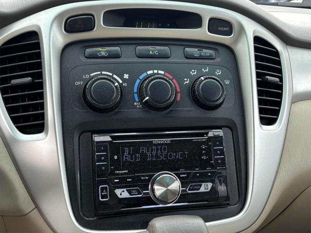 used 2007 Toyota Highlander car, priced at $6,445