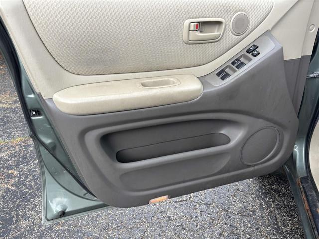 used 2007 Toyota Highlander car, priced at $6,445